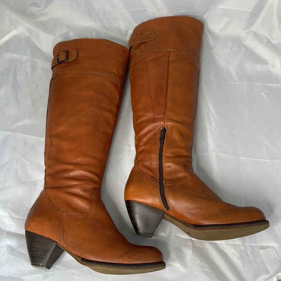 Aback A&B Cognac Leather Knee High Boots Buckle  Heels Faux Fur Inner Band 38 EU - Picture 6 of 16